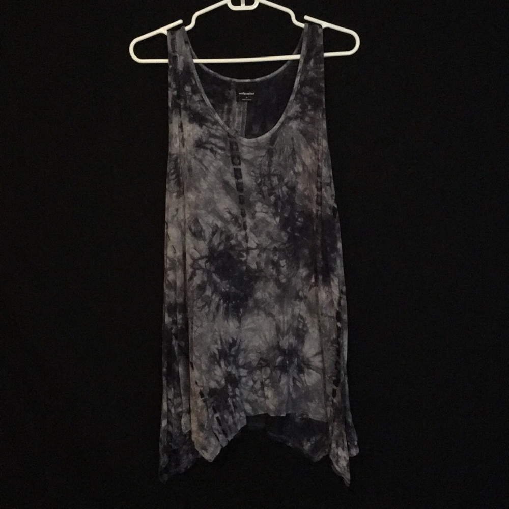 Wallpapher Navy Blue Floral Woodland Design Tank